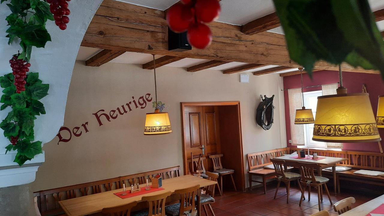 Der Heurige Im Gasthaus Zum Loewen Freising Exterior photo